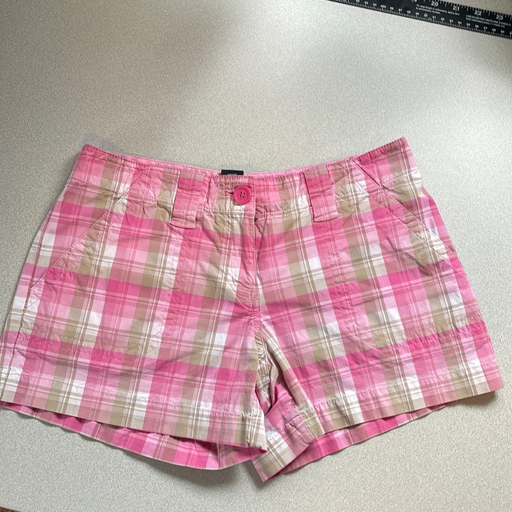 Women’s New York & Company Manhattan Chino Shorts